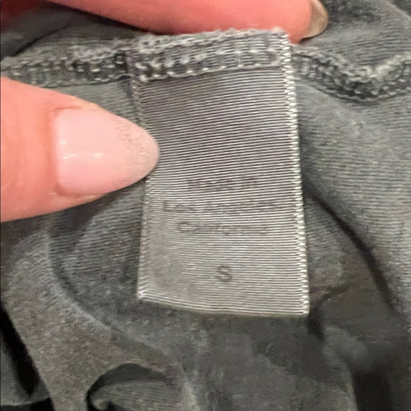 Clare V graphic - Picture 4 of 7